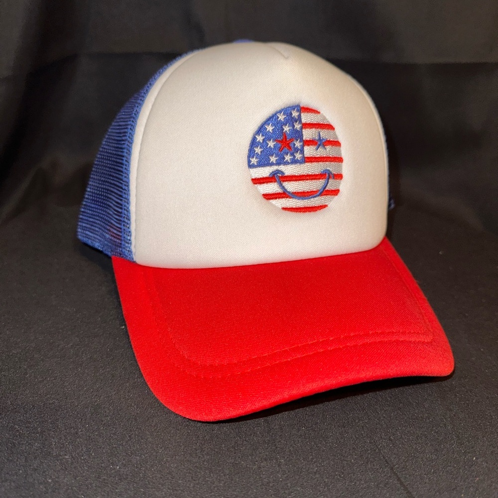 😃🇺🇸 Red, White & Blue Smiley Trucker Hat 😃🇺🇸